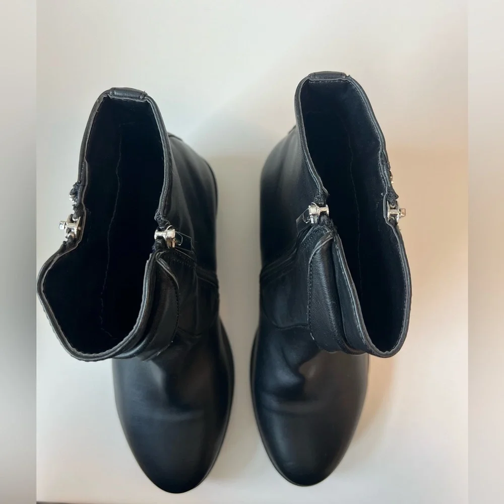 Sam Edelman Girl’s Motorcycle Bootie. Size 3. New Condition.